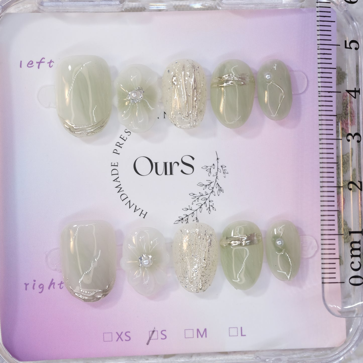 OurS Handmade Gel Nails, Short round, 3D flower nail design, Green Gold, Press on nails